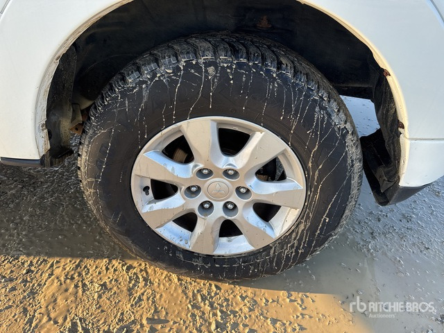 2016 Mitsubishi Pajero 3.2 SWB 4WD SUV - SUV/ Geländewagen: das Bild 4 2016 Mitsubishi Pajero 3.2 SWB 4WD SUV - SUV/ Geländewagen: das Bild 4