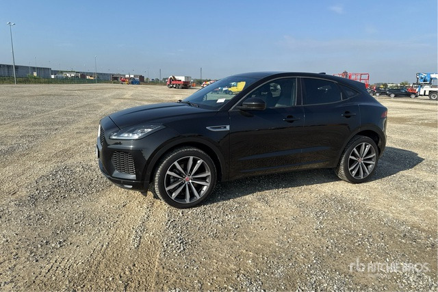 2018 Jaguar E Pace 2.0D I4 R-DYNAMIC SE 4WD 240CV SUV - SUV/ Geländewagen: das Bild 3 2018 Jaguar E Pace 2.0D I4 R-DYNAMIC SE 4WD 240CV SUV - SUV/ Geländewagen: das Bild 3