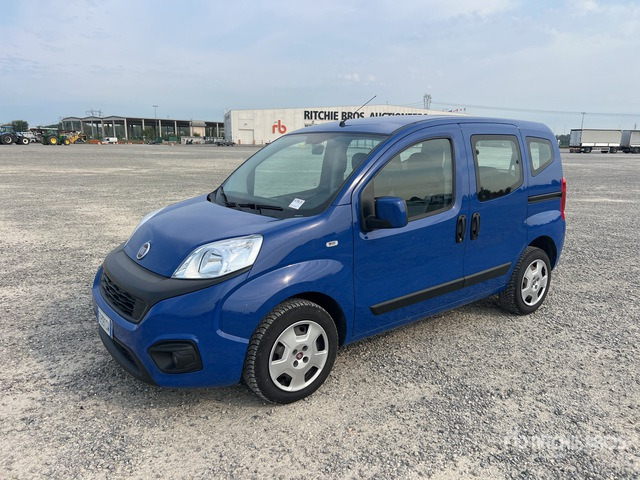 2019 Fiat Qubo Autocarro furgonato - Transporter mit Doppelkabine: das Bild 2 2019 Fiat Qubo Autocarro furgonato - Transporter mit Doppelkabine: das Bild 2