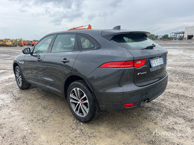 2019 Jaguar F-Pace 2.0D I4 180CV R-SPORT AWD (Inop ... SUV - SUV/ Geländewagen: das Bild 4 2019 Jaguar F-Pace 2.0D I4 180CV R-SPORT AWD (Inop ... SUV - SUV/ Geländewagen: das Bild 4