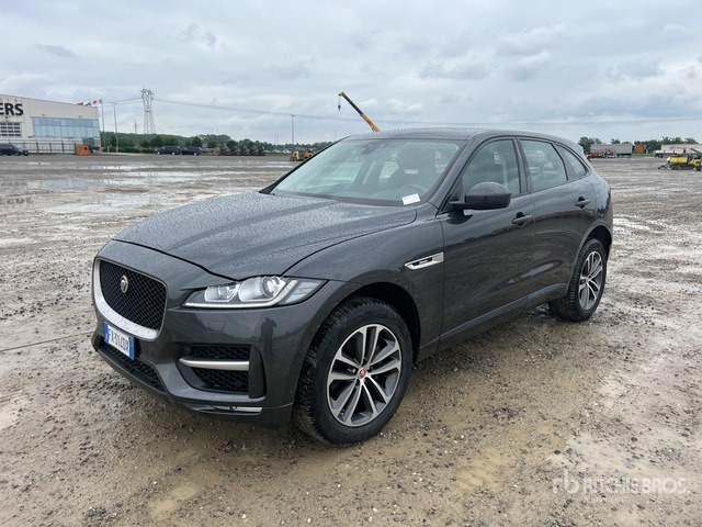 2019 Jaguar F-Pace 2.0D I4 180CV R-SPORT AWD SUV - SUV/ Geländewagen: das Bild 2 2019 Jaguar F-Pace 2.0D I4 180CV R-SPORT AWD SUV - SUV/ Geländewagen: das Bild 2