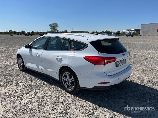 2021 Ford Focus SW 1.5 ECOBLUE BUSINESS 95CV N1 Automobile - PKW: das Bild 2 2021 Ford Focus SW 1.5 ECOBLUE BUSINESS 95CV N1 Automobile - PKW: das Bild 2