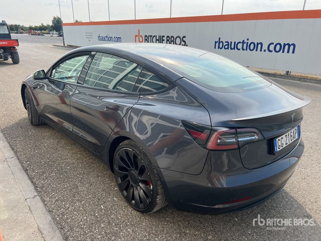 2021 Tesla Model 3 3 PERFORMANCE DUAL MOTOR 4WD Automobile - PKW: das Bild 3 2021 Tesla Model 3 3 PERFORMANCE DUAL MOTOR 4WD Automobile - PKW: das Bild 3