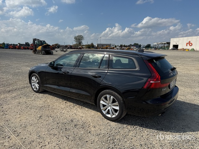 2021 Volvo V60 SW B4 D AUTOM. MOMENTUM BUSINESS Automobile - PKW: das Bild 3 2021 Volvo V60 SW B4 D AUTOM. MOMENTUM BUSINESS Automobile - PKW: das Bild 3