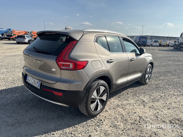2022 Volvo XC40 T4 PLUG-IN HYBRID AUTO RECH INS ... SUV - SUV/ Geländewagen: das Bild 3 2022 Volvo XC40 T4 PLUG-IN HYBRID AUTO RECH INS ... SUV - SUV/ Geländewagen: das Bild 3