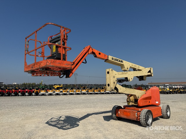 2008 JLG E450AJ Piattaforma monobraccio articolata - Andere Technik: das Bild 2 2008 JLG E450AJ Piattaforma monobraccio articolata - Andere Technik: das Bild 2