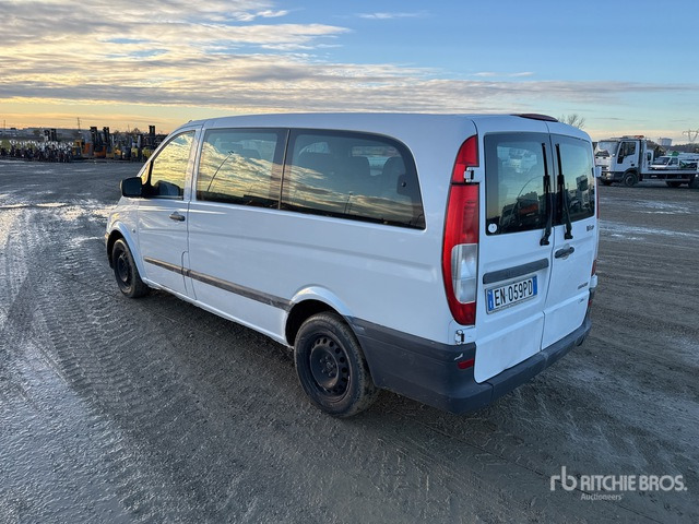 2012 Mercedes-Benz Vito Bus - Bus: das Bild 2 2012 Mercedes-Benz Vito Bus - Bus: das Bild 2