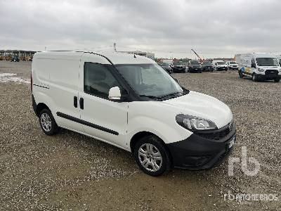 FIAT DOBLO - Koffer LKW: das Bild 4 FIAT DOBLO - Koffer LKW: das Bild 4