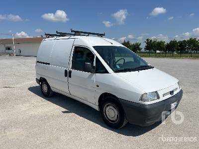 FIAT SCUDO - Koffer LKW: das Bild 4 FIAT SCUDO - Koffer LKW: das Bild 4