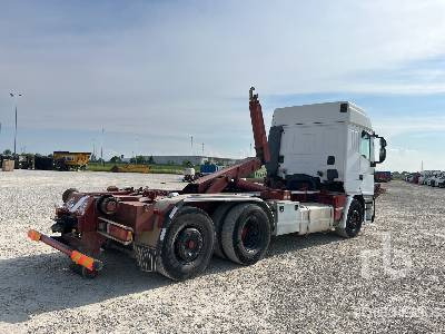 IVECO MAGIRUS 260E43/ 6x2 Sleeper - Abrollkipper: das Bild 3 IVECO MAGIRUS 260E43/ 6x2 Sleeper - Abrollkipper: das Bild 3