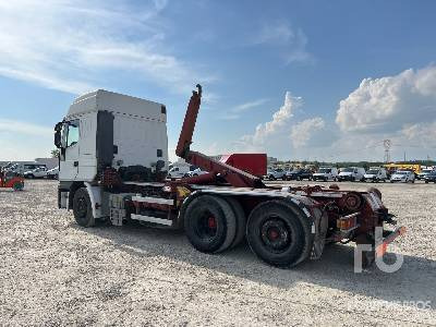 IVECO MAGIRUS 260E43/ 6x2 Sleeper - Abrollkipper: das Bild 2 IVECO MAGIRUS 260E43/ 6x2 Sleeper - Abrollkipper: das Bild 2