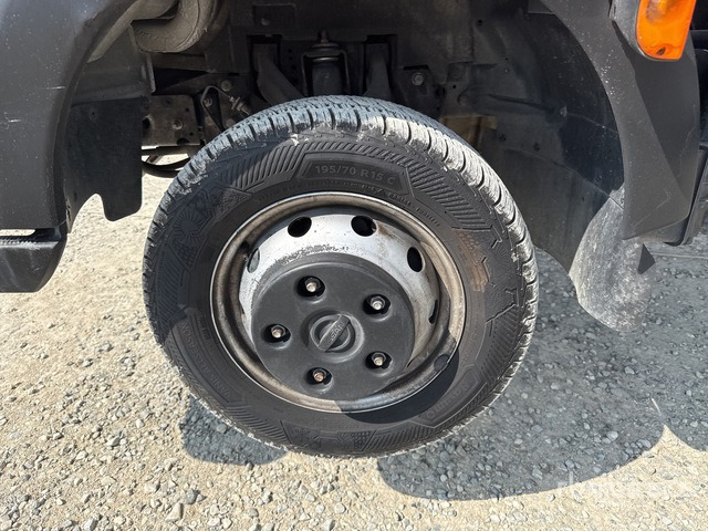 LKW mit Arbeitsbühne Nissan Cabstar 35.12 Piattaforma autocarrata: das Bild 6