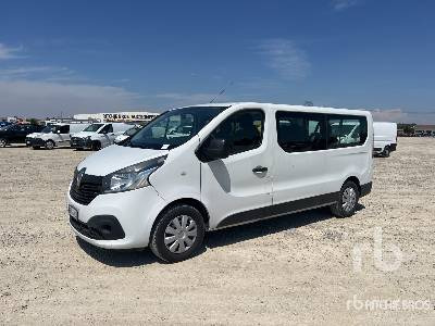 RENAULT TRAFIC 9 seats - Koffer LKW: das Bild 1 RENAULT TRAFIC 9 seats - Koffer LKW: das Bild 1