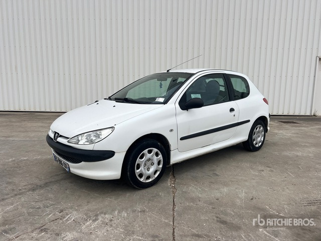 2004 Peugeot 206 Vehicule Utilitaire Cargo Van - PKW: das Bild 2 2004 Peugeot 206 Vehicule Utilitaire Cargo Van - PKW: das Bild 2