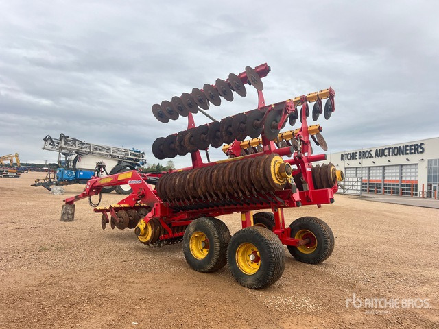 2009 Vaderstad Carrier 650 6.5 m Semi-Mount Dechaumeur A D ... Disc Harrow - Scheibenegge: das Bild 4 2009 Vaderstad Carrier 650 6.5 m Semi-Mount Dechaumeur A D ... Disc Harrow - Scheibenegge: das Bild 4