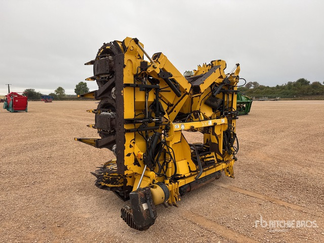 2010 New Holland FI470 Bec A Mais 10 Rangs 10 Row Corn Forage Harvester Header - Pflückvorsatz für Mähdrescher: das Bild 4 2010 New Holland FI470 Bec A Mais 10 Rangs 10 Row Corn Forage Harvester Header - Pflückvorsatz für Mähdrescher: das Bild 4