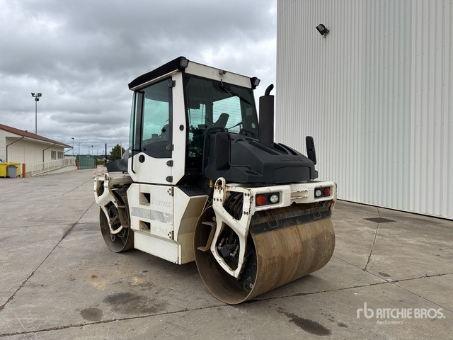 2011 Bomag BW154AP-AM Compacteur Vibrant Tandem Double Drum Roller - Straßenwalze: das Bild 4 2011 Bomag BW154AP-AM Compacteur Vibrant Tandem Double Drum Roller - Straßenwalze: das Bild 4