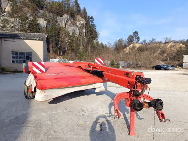 2011 Kuhn FC303GL 3000 mm Trailed Mower Conditioner - Mähwerk: das Bild 1 2011 Kuhn FC303GL 3000 mm Trailed Mower Conditioner - Mähwerk: das Bild 1