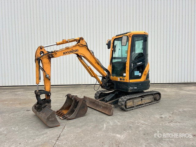 2018 Hyundai R25Z-9AK Mini-Pelle Mini Excavator: <6.6t - Minibagger: das Bild 1 2018 Hyundai R25Z-9AK Mini-Pelle Mini Excavator: <6.6t - Minibagger: das Bild 1
