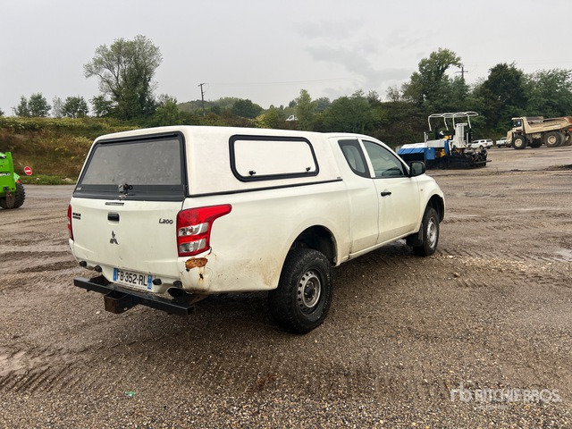 2018 Mitsubishi L200 4x4 Extended Cab (Inoperable) Pickup - Pick-up: das Bild 3 2018 Mitsubishi L200 4x4 Extended Cab (Inoperable) Pickup - Pick-up: das Bild 3