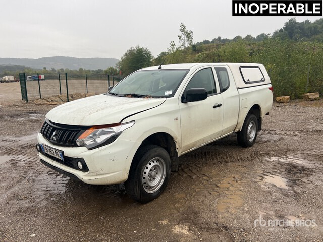 2018 Mitsubishi L200 4x4 Extended Cab (Inoperable) Pickup - Pick-up: das Bild 2 2018 Mitsubishi L200 4x4 Extended Cab (Inoperable) Pickup - Pick-up: das Bild 2