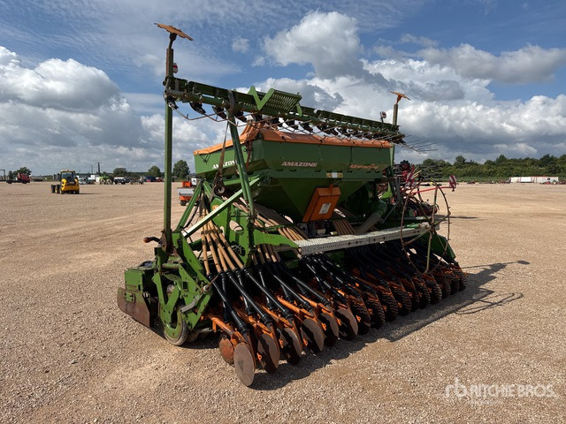 Amazone ADP402 Power Harrow - Schlegelmäher/ Mulcher: das Bild 4 Amazone ADP402 Power Harrow - Schlegelmäher/ Mulcher: das Bild 4