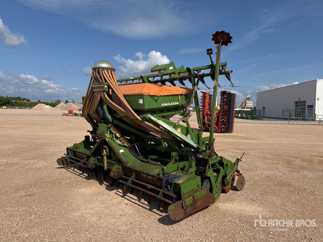 Amazone ADP402 Power Harrow - Schlegelmäher/ Mulcher: das Bild 3 Amazone ADP402 Power Harrow - Schlegelmäher/ Mulcher: das Bild 3