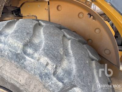 Radlader CAT 972H Chargeuse Sur Pneus: das Bild 50