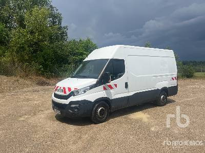 IVECO 35S14 Vehicule Utilitaire - Kastenwagen: das Bild 1 IVECO 35S14 Vehicule Utilitaire - Kastenwagen: das Bild 1