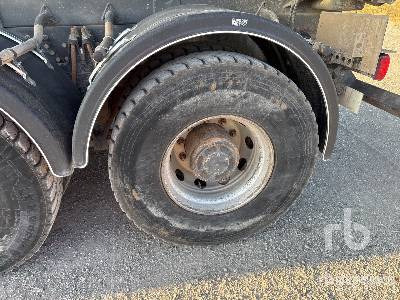 Kipper RENAULT K430 8x4 Twin-Steer Camion Bi-Benne: das Bild 20