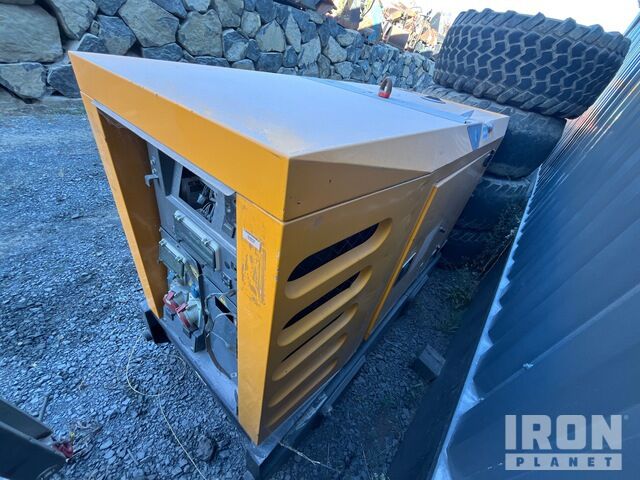 Sdmo R44 Generator Set - Stromgenerator: das Bild 3 Sdmo R44 Generator Set - Stromgenerator: das Bild 3