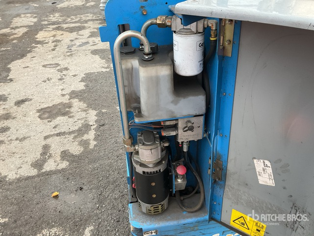 2014 Genie QS15 Vertical Mast Lift - Teleskopmastbühne: das Bild 5 2014 Genie QS15 Vertical Mast Lift - Teleskopmastbühne: das Bild 5