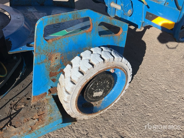 2015 Haulotte Star 10-1 Vertical Mast Lift - Teleskopmastbühne: das Bild 5 2015 Haulotte Star 10-1 Vertical Mast Lift - Teleskopmastbühne: das Bild 5