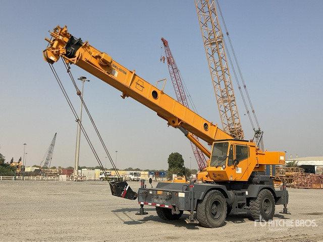 1999 Grove RT522B 22 ton 4x4x4 Rough Terrain Crane - Geländekran: das Bild 2 1999 Grove RT522B 22 ton 4x4x4 Rough Terrain Crane - Geländekran: das Bild 2