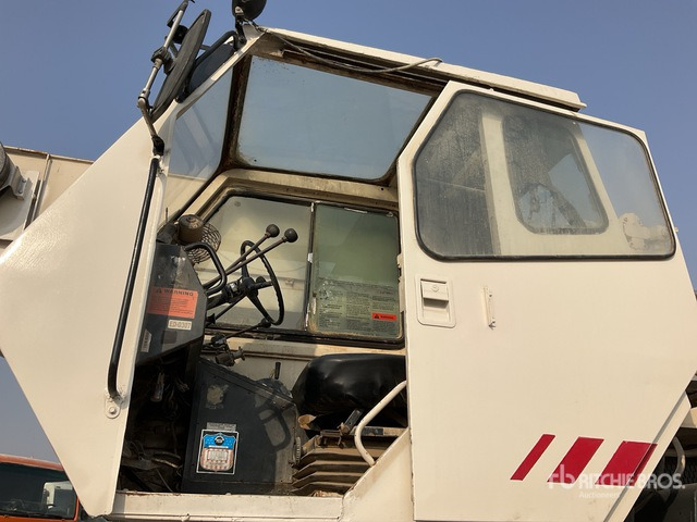 2000 Terex RT230 30 ton 4x4x4 Rough Terrain Crane - Geländekran: das Bild 5 2000 Terex RT230 30 ton 4x4x4 Rough Terrain Crane - Geländekran: das Bild 5