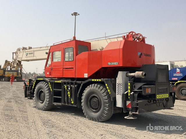 2002 Tadano TR300EX 30 ton 4x4x4 Rough Terrain Crane - Geländekran: das Bild 3 2002 Tadano TR300EX 30 ton 4x4x4 Rough Terrain Crane - Geländekran: das Bild 3