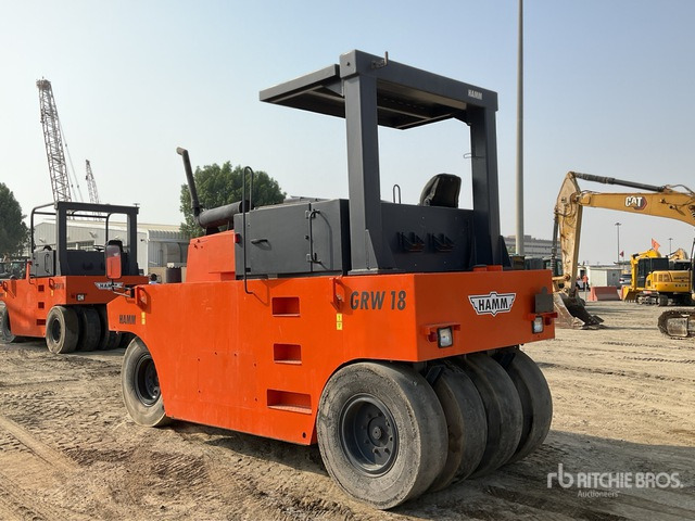 2003 Hamm GRW18 8 Wheel Pneumatic Roller - Gummiradwalze: das Bild 4 2003 Hamm GRW18 8 Wheel Pneumatic Roller - Gummiradwalze: das Bild 4