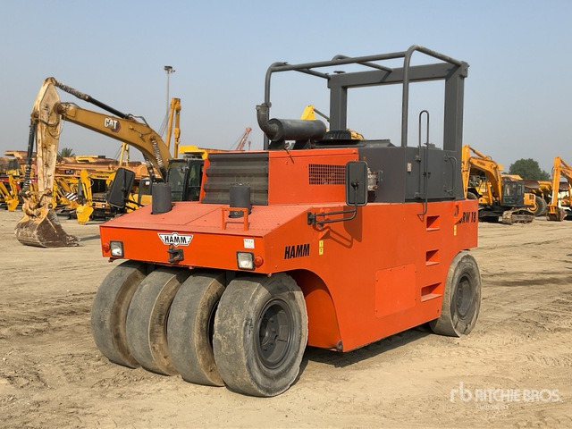 2003 Hamm GRW18 8 Wheel Pneumatic Roller - Gummiradwalze: das Bild 3 2003 Hamm GRW18 8 Wheel Pneumatic Roller - Gummiradwalze: das Bild 3
