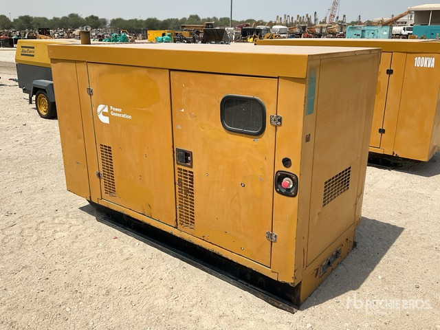 2005 Cummins C1105D5 100 kVA Skid-Mounted Generator Set - Stromgenerator: das Bild 2 2005 Cummins C1105D5 100 kVA Skid-Mounted Generator Set - Stromgenerator: das Bild 2
