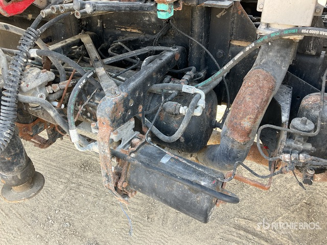 2006 Nissan MK210 2006 HMF 683K1 Knuckle Boom on 4x2 Flatbed Truck with Crane - Pritsche LKW, Autokran: das Bild 4 2006 Nissan MK210 2006 HMF 683K1 Knuckle Boom on 4x2 Flatbed Truck with Crane - Pritsche LKW, Autokran: das Bild 4