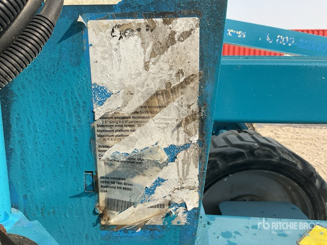 2007 Genie Z51D 4WD Diesel Articulating Boom Lift - Gelenkarmbühne: das Bild 3 2007 Genie Z51D 4WD Diesel Articulating Boom Lift - Gelenkarmbühne: das Bild 3