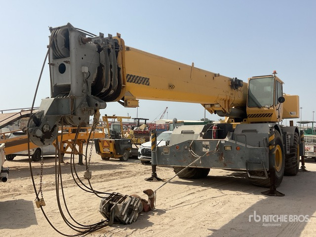 2007 Grove RT700E 55 ton 4x4x4 (Inoperable) Rough Terrain Crane - Geländekran: das Bild 2 2007 Grove RT700E 55 ton 4x4x4 (Inoperable) Rough Terrain Crane - Geländekran: das Bild 2