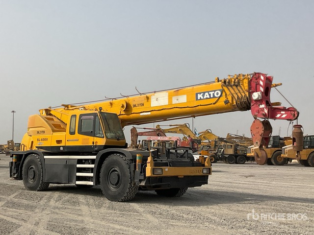2007 Kato SL600II 51 ton 4x4x4 Rough Terrain Crane - Geländekran: das Bild 1 2007 Kato SL600II 51 ton 4x4x4 Rough Terrain Crane - Geländekran: das Bild 1