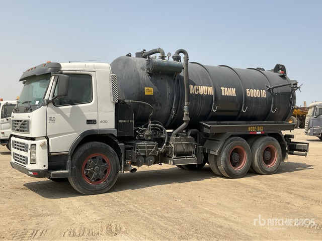 2008 Volvo FM400 6x4 20000 Liters Vacuum Tanker Truck - Saug-/ Spülfahrzeug: das Bild 1 2008 Volvo FM400 6x4 20000 Liters Vacuum Tanker Truck - Saug-/ Spülfahrzeug: das Bild 1