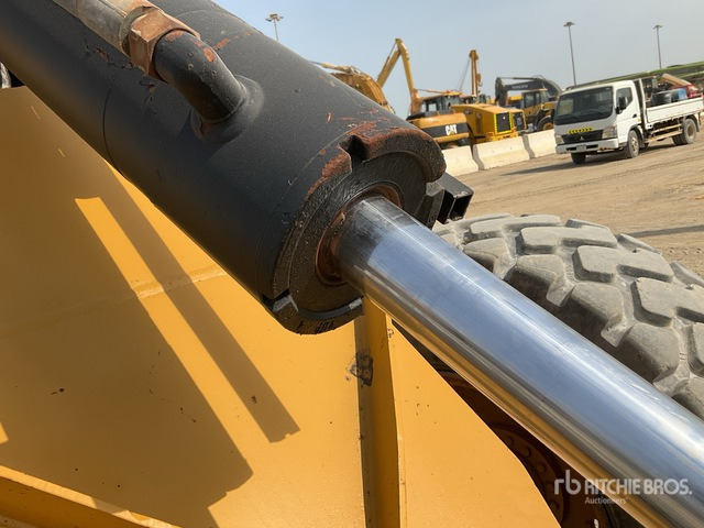2009 Cat 930H - Radlader: das Bild 5 2009 Cat 930H - Radlader: das Bild 5
