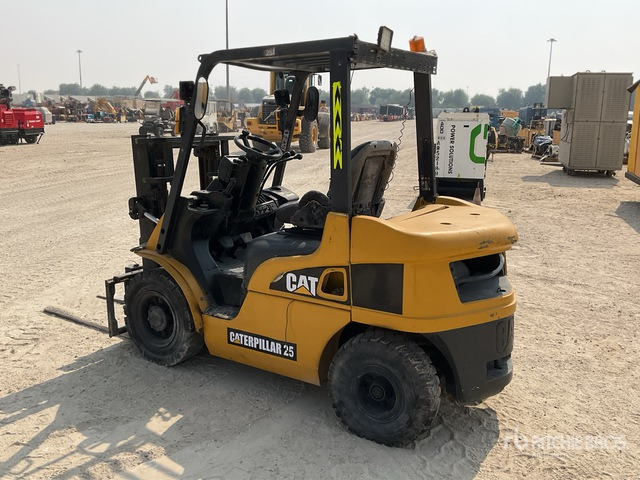 2010 Cat DP25NT 2.5 ton Forklift - Dieselstapler: das Bild 4 2010 Cat DP25NT 2.5 ton Forklift - Dieselstapler: das Bild 4