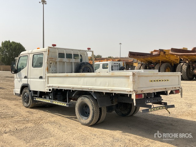 2010 Mitsubishi Canter 4x2 Crew Cab Flatbed Truck - Pritsche LKW: das Bild 3 2010 Mitsubishi Canter 4x2 Crew Cab Flatbed Truck - Pritsche LKW: das Bild 3