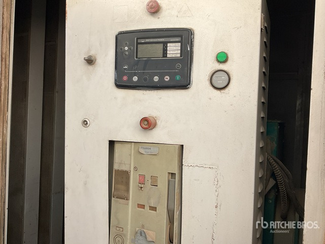 2011 Cummins 1650 kVA Containerized (Inoperable) Generator Set - Stromgenerator: das Bild 5 2011 Cummins 1650 kVA Containerized (Inoperable) Generator Set - Stromgenerator: das Bild 5