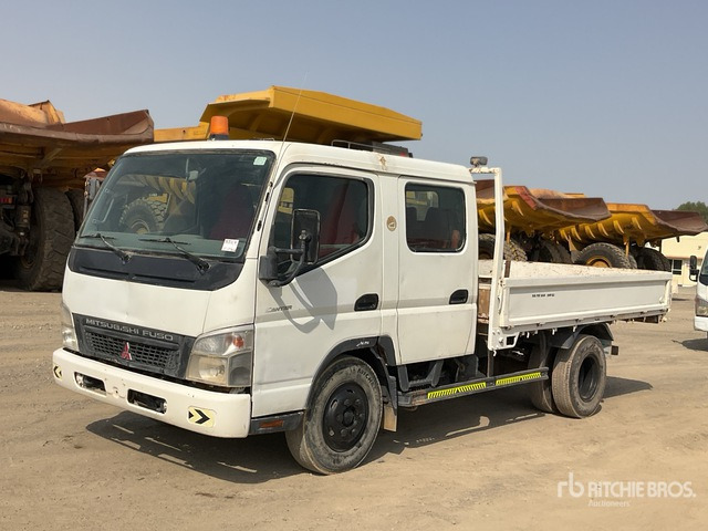 2012 Mitsubishi Canter 4x2 Crew Cab Flatbed Truck - Pritsche LKW: das Bild 2 2012 Mitsubishi Canter 4x2 Crew Cab Flatbed Truck - Pritsche LKW: das Bild 2