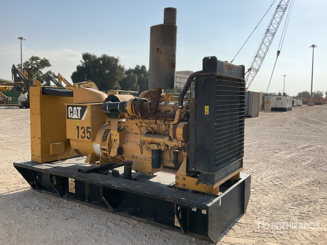 2013 Cat 350 320 kVA Skid-Mounted (Inoperable) Generator Set - Stromgenerator: das Bild 3 2013 Cat 350 320 kVA Skid-Mounted (Inoperable) Generator Set - Stromgenerator: das Bild 3